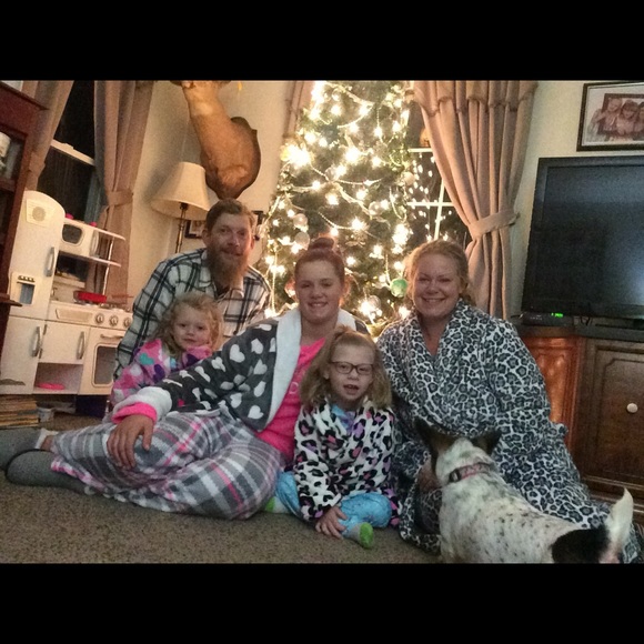 Meet your Posher, Jenni - Picture 2 of 2