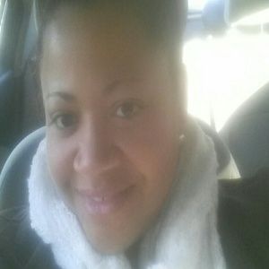 Meet your Posher, Monica