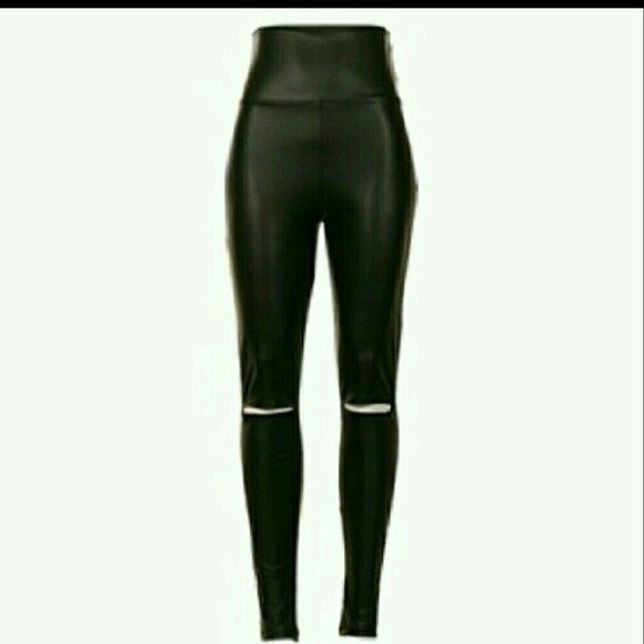 SALE Cut out knee high waist liquid leggings - Picture 2 of 3