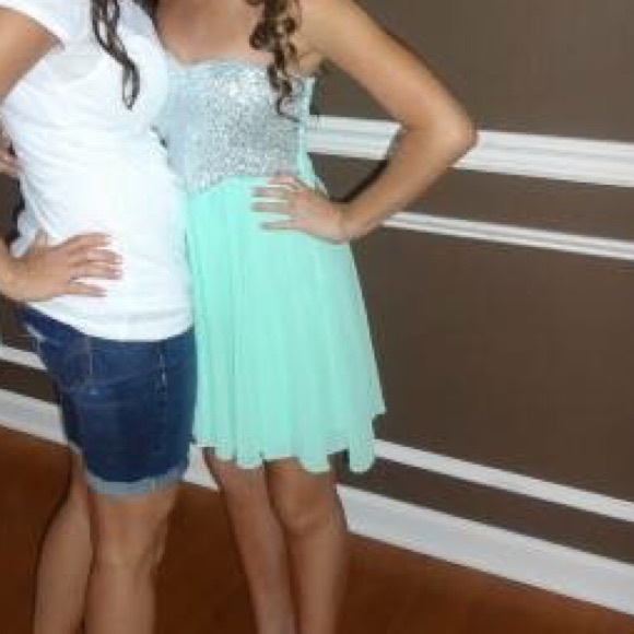 Semi Formal Dress size 0/3