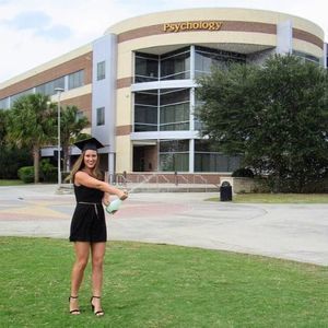 Meet your Posher, Carolyn