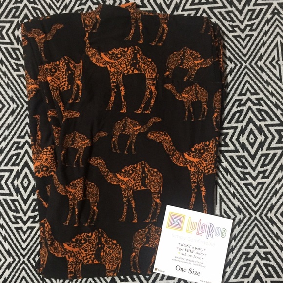 LuLaRoe size OS Mosaic camels NWT