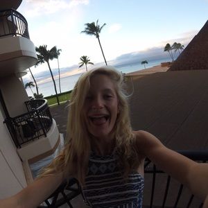 Meet your Posher, Lucy