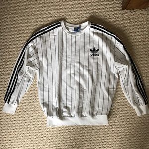 Adidas crewneck