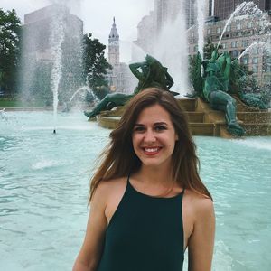 Meet your Posher, Chloe