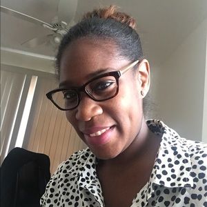 Meet your Posher, Jasmine