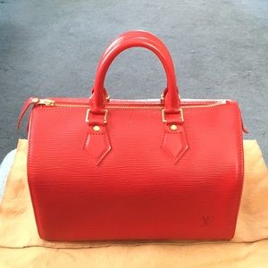 ON SALE!!! LV Epi Leather Speedy 25 Satchel