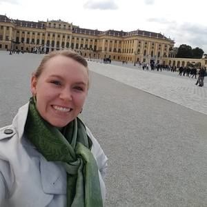 Meet your Posher, Amy