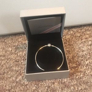 Limited Edition Pandora Bangle Snowflake Size M