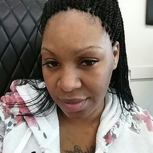 Meet your Posher, Shaniqua