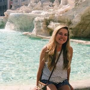 Meet your Posher, Elizabeth