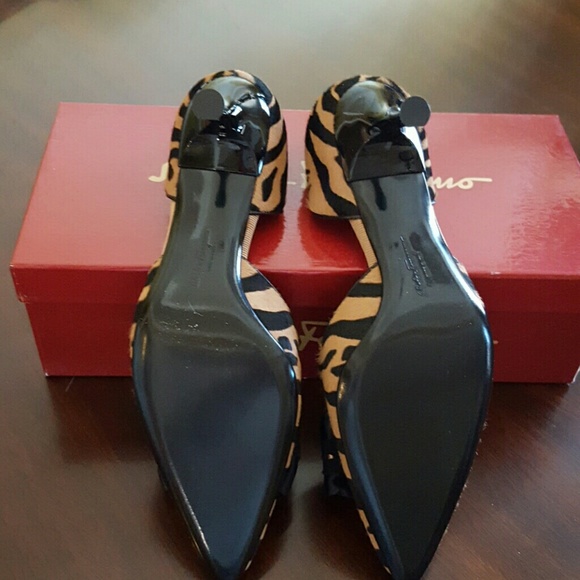 Shoes - Picture 3 of 4