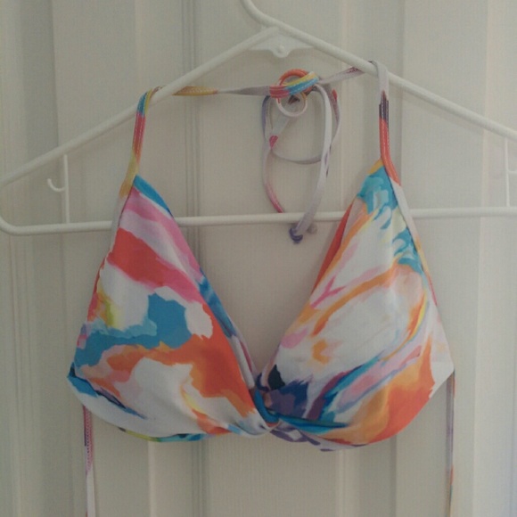 Halter bikini top