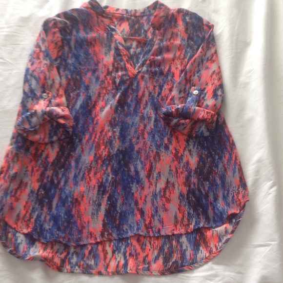 Pink/blue bright top