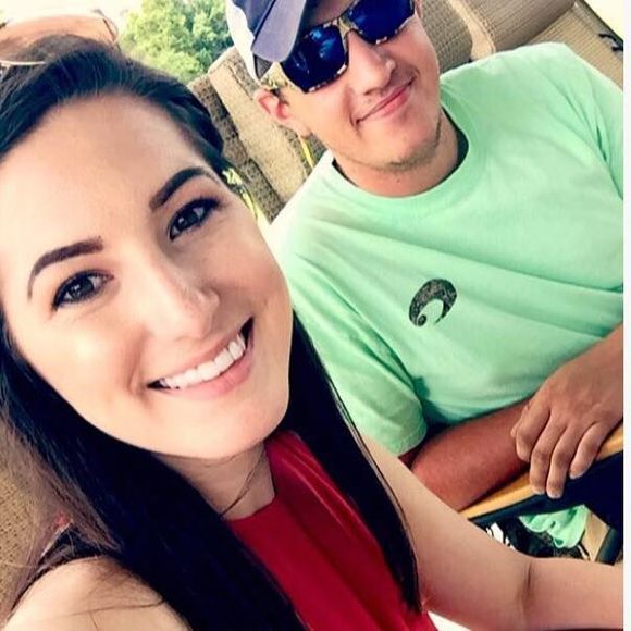 Meet your Posher, Kayla