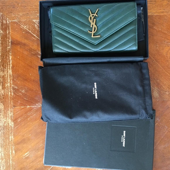 YSL Wallet - Picture 3 of 4