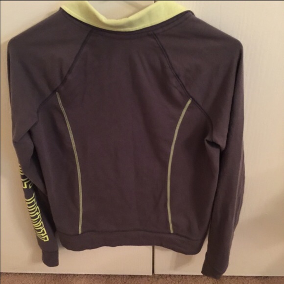 Vs half zip