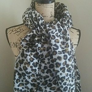 TRUE religion Womens Scarf