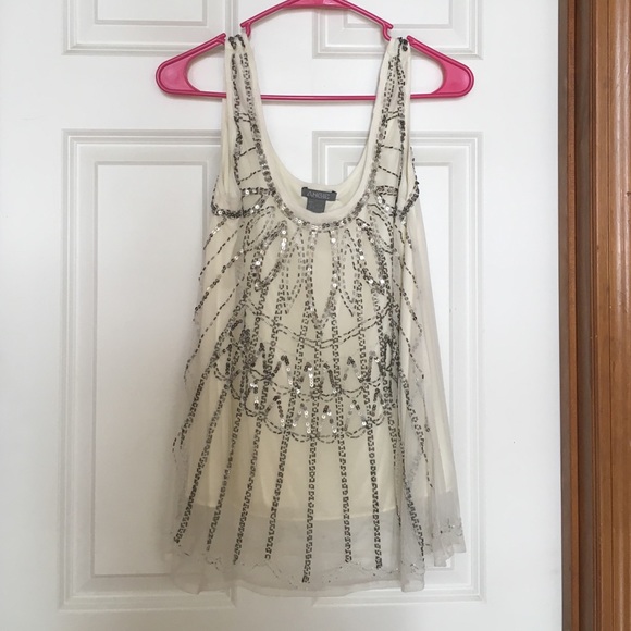 Small beaded top