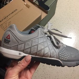 GUC nano 4 **** BUNDLE TWO PAIRS