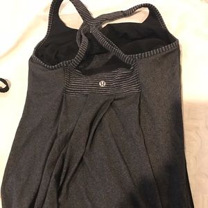 Lululemon top