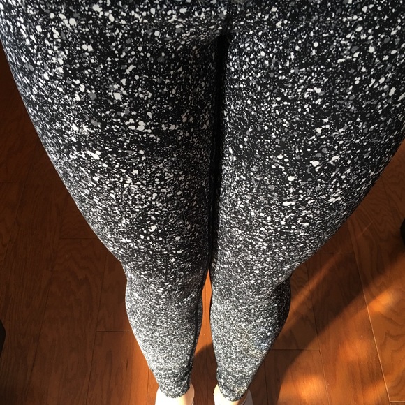 Lululemon wunder under