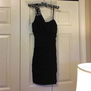 Black cocktail dress. Size Large.