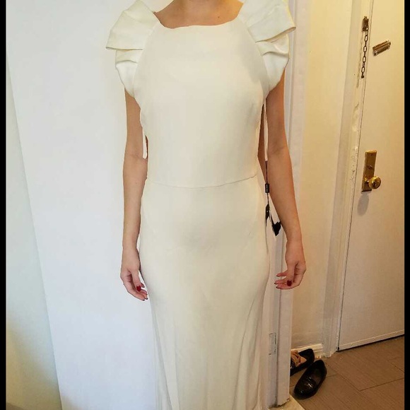 WHITE GIORGIO ARMANI GOWN - Picture 1 of 3