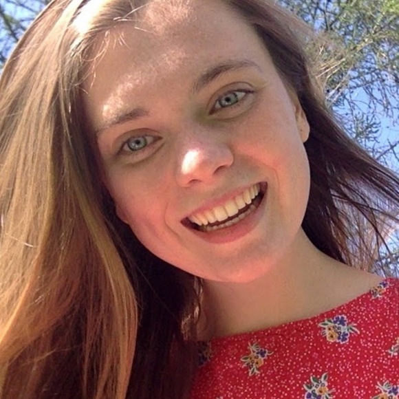 Meet your Posher, Anika - Picture 1 of 1