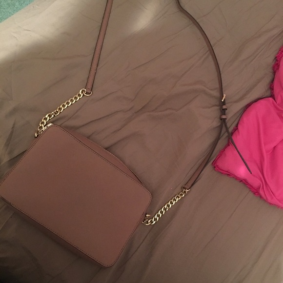 Michael kors purse - Picture 2 of 2