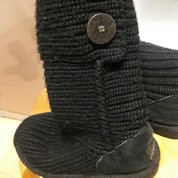 Ugg Boots ( crocheted )