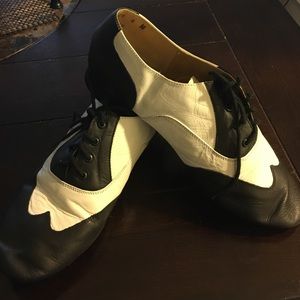 Leo's Giordano Swing Jazz Shoes.