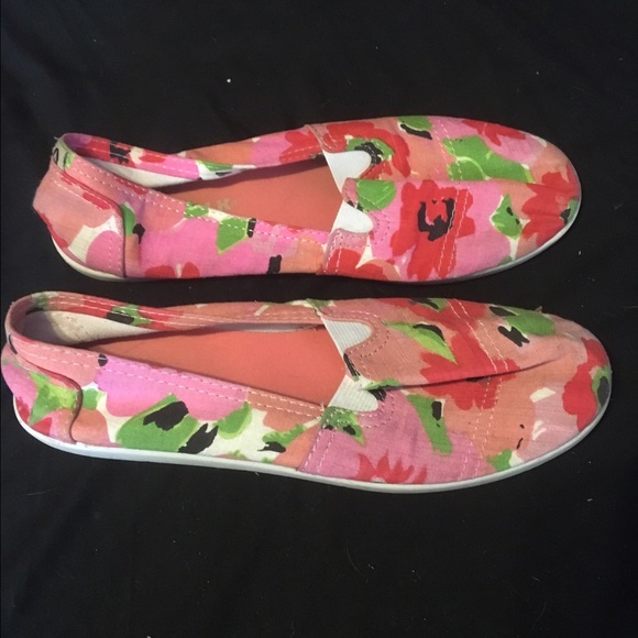 Air walk shoes 6 1/2