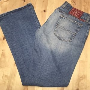 Lucky Brand 🍀 "Dungarees" regular size 8/29