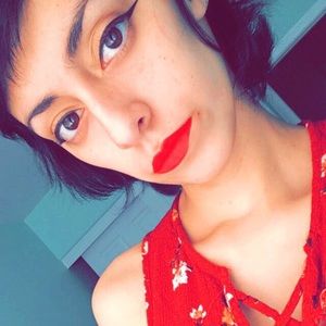 Meet your Posher, Katelyn