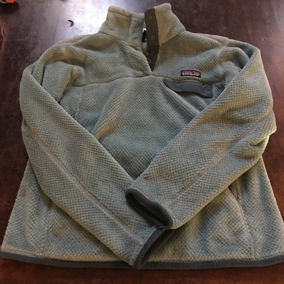 Patagonia women's size M (teal color)