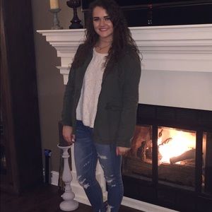 Meet your Posher, Brittani