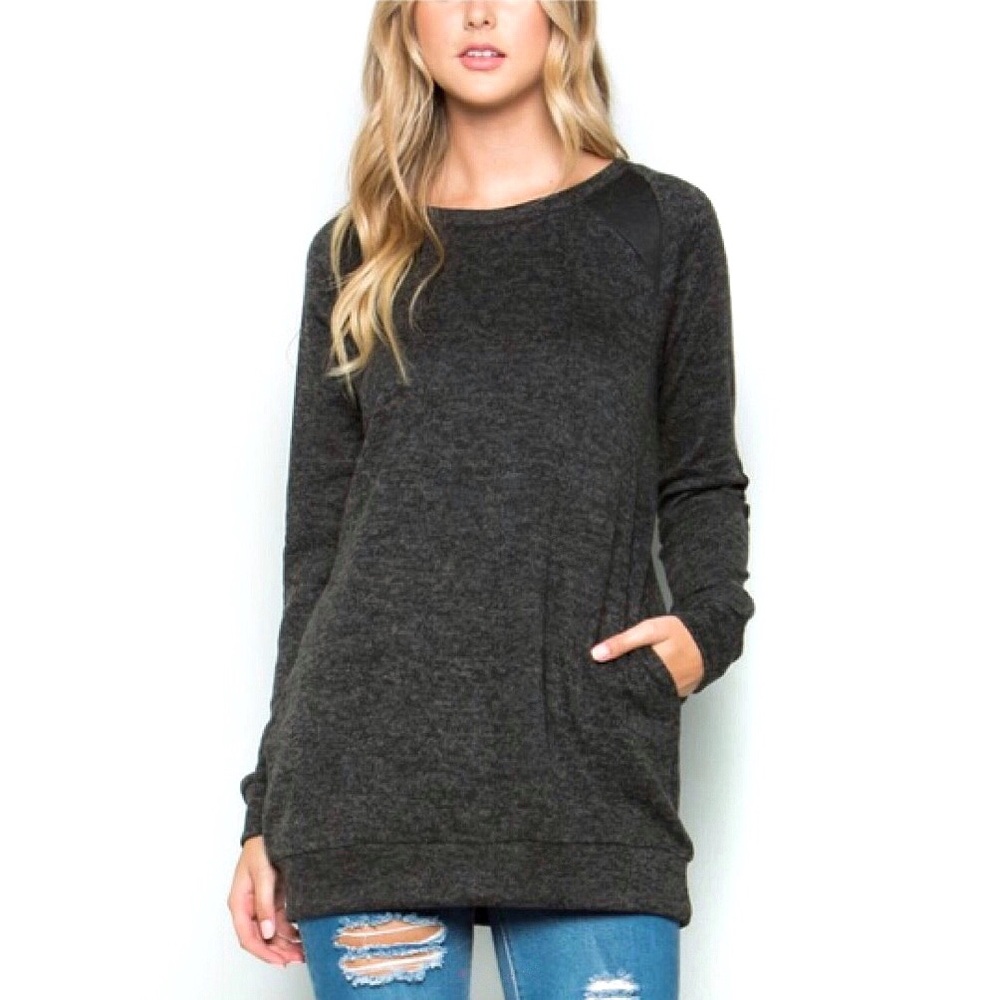 two tone elbow patch pocket tunic