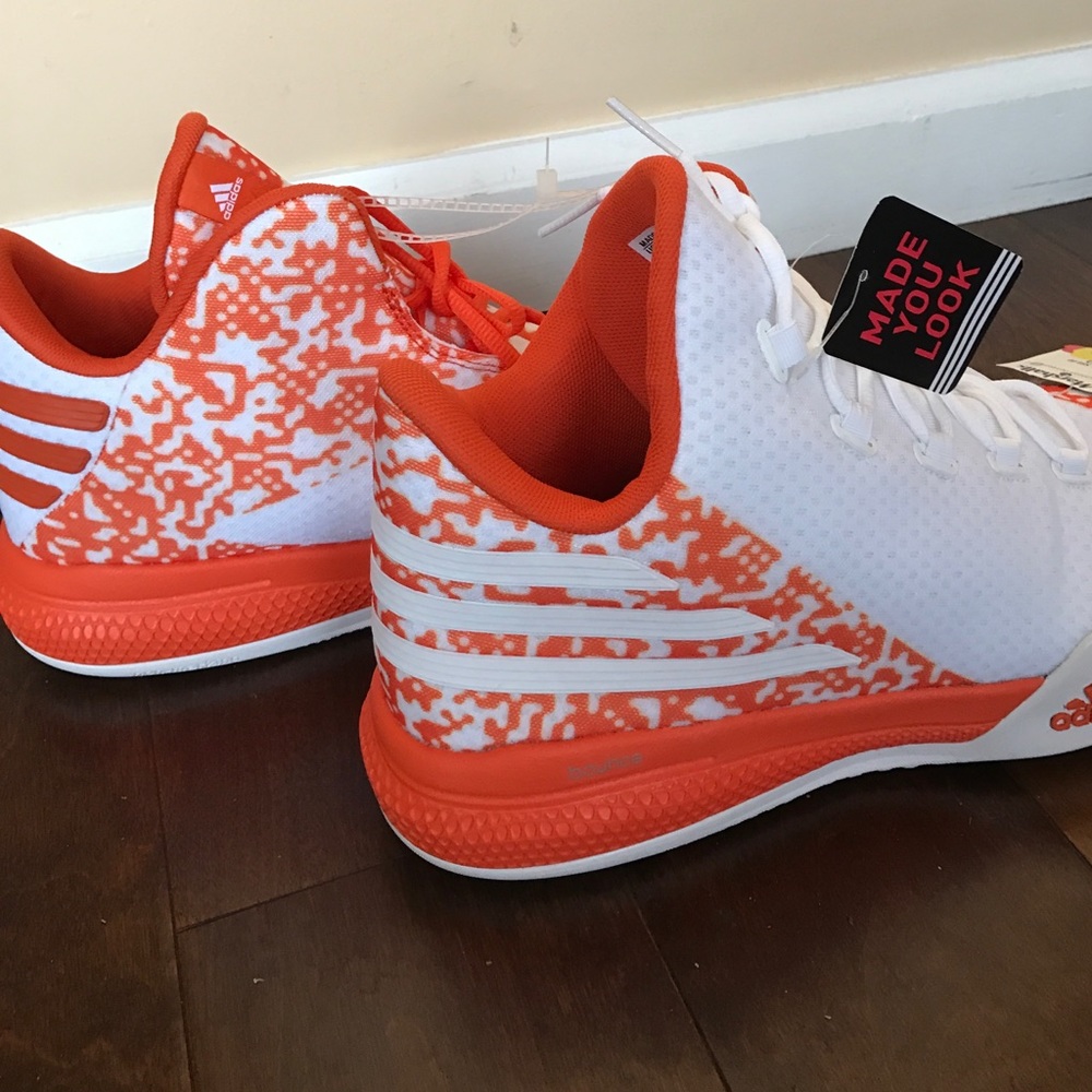Adidas men's basketball sneakers - Picture 3 of 5