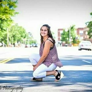 Meet your Posher, Briana