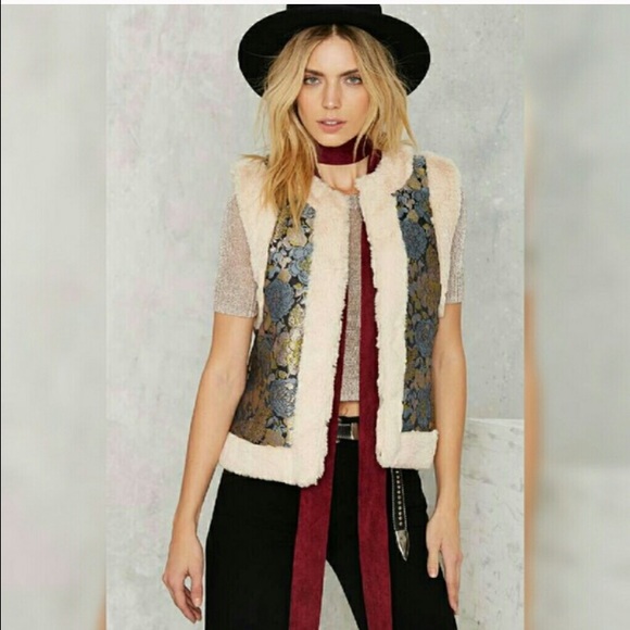 Nasty Gal Jackets & Blazers - Beautiful jacquard style faux fur vest