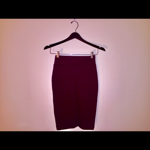 Forever21 wine colored pencil skirt