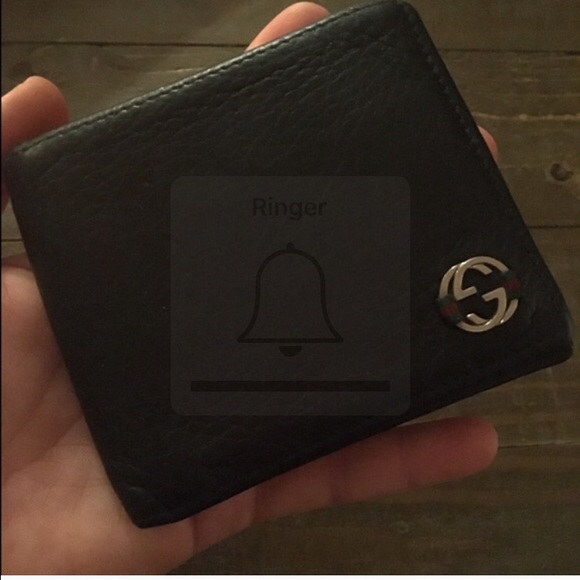 Gucci Wallet Men's - Gently used 100% authentic!