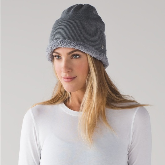 NWT Shakti Sherpa Toque