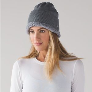 NWT Shakti Sherpa Toque