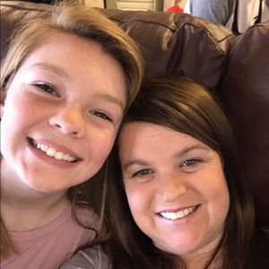 Meet your Posher, Abby