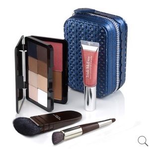 Voyager 7 Trish McEvoy Makeup set