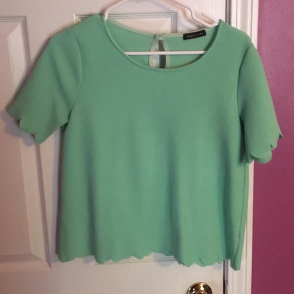 Summer top - Picture 1 of 1