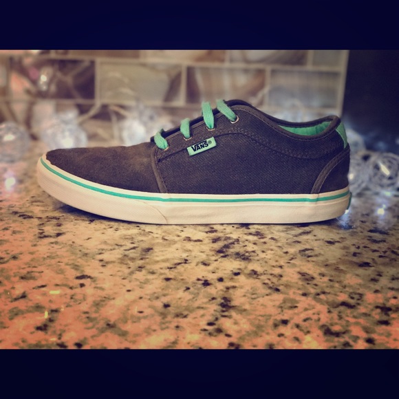 Vans Shoes - Vans-seeking new home.