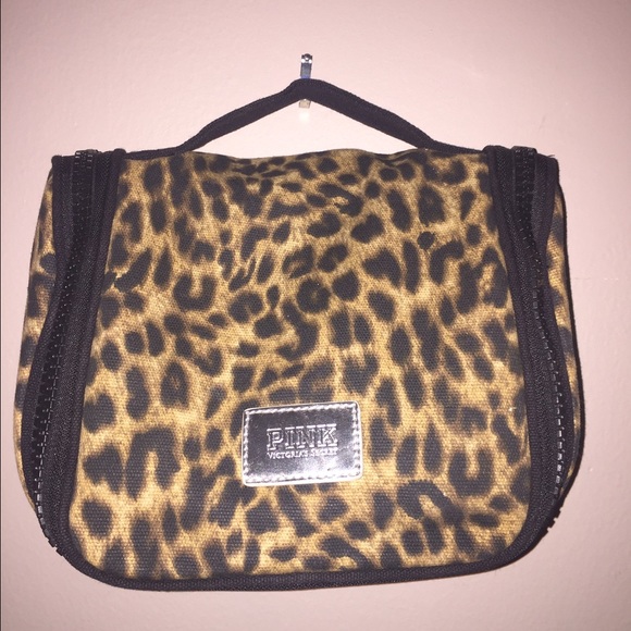 Cheetah Print | In GOOD condition & REUSEABLE. - Picture 1 of 4